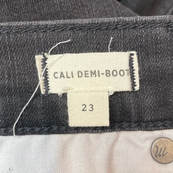 Madewell Cali Demi-Boot Jeans in Bellspring Wash: Button-Front Edition Size 23 - Picture 9 of 10